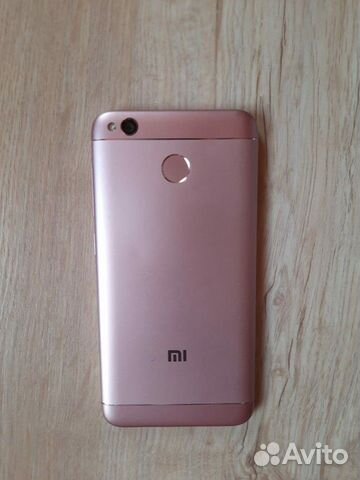Телефон Xiaomi и чехлы Телефон Xiaomi и чехлы