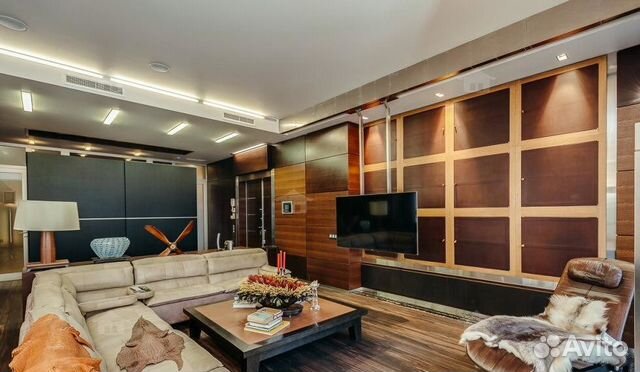 3-к квартира, 142 м², 3/6 эт.