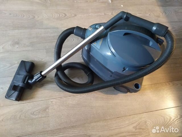 Моющий пылесос Philips Triathlon 1400 turbo Моющий пылесос Philips Triathlon 1400 turbo
