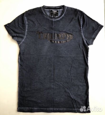 Футболка triumph размер S/M Футболка triumph размер S/M