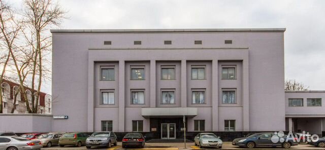 Сдам офис 61.1 м2 у м. Молодёжная