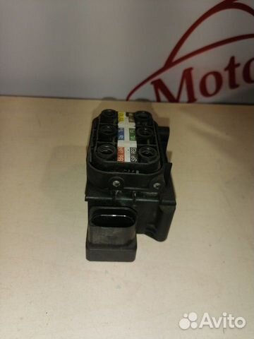 Блок клапанов подвески Mercedes W164 Блок клапанов подвески Mercedes W164