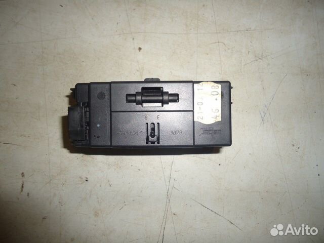 Пепельница (Audi A6, Volkswagen Touareg) Пепельница (Audi A6, Volkswagen Touareg)
