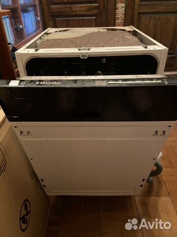 Посудомоечная машина Electrolux ESL 46010 Посудомоечная машина Electrolux ESL 46010