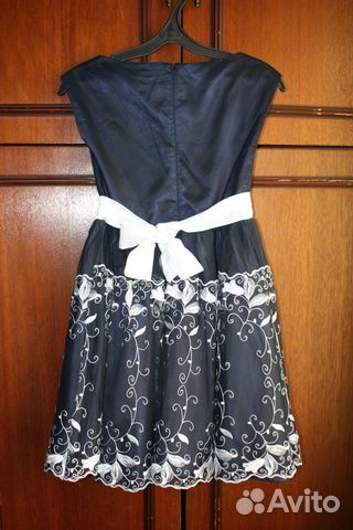 Платье нарядное р. 140-146 Платье нарядное р. 140-146