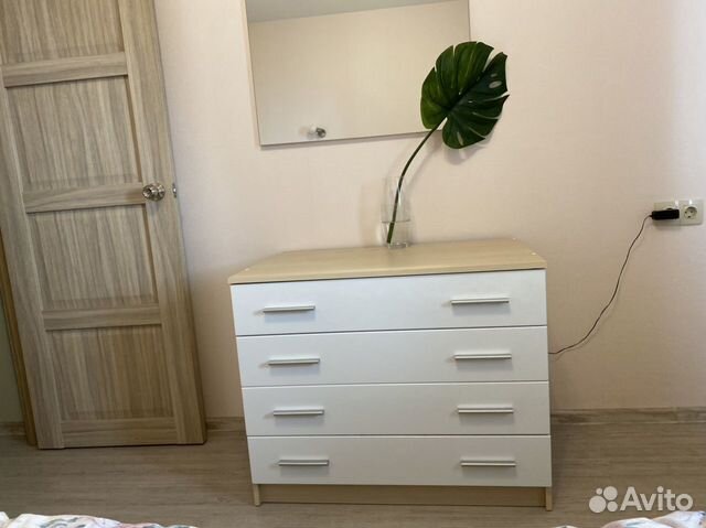 Комод белый / дуб морена Комод белый / дуб морена