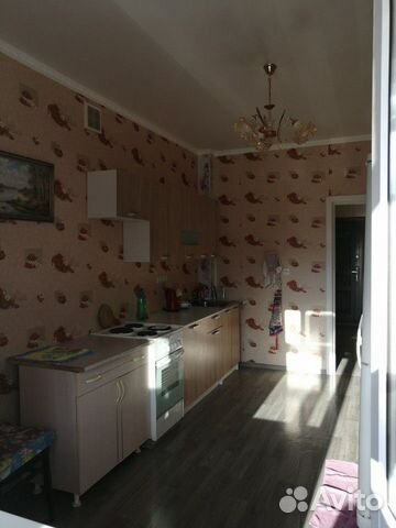 1-к квартира, 40 м², 1/3 эт.