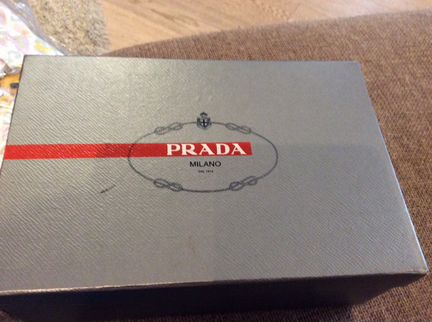 Кроссовки женские prada