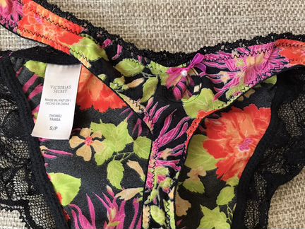Комплект нижнего белья Victoria’s Secret 34A