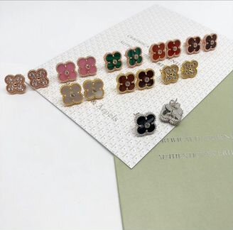 Серьги гвоздики Van Cleef новые