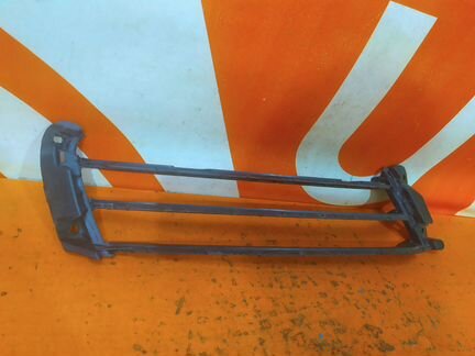 Решетка бампера передняя левая Porsche 718 Cayman