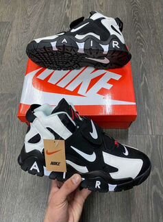 Nike Air Barrage Mid