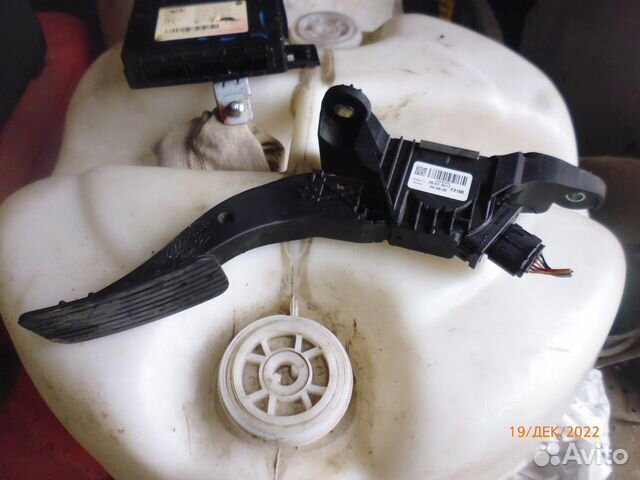 Киа рио 4 педаль газа