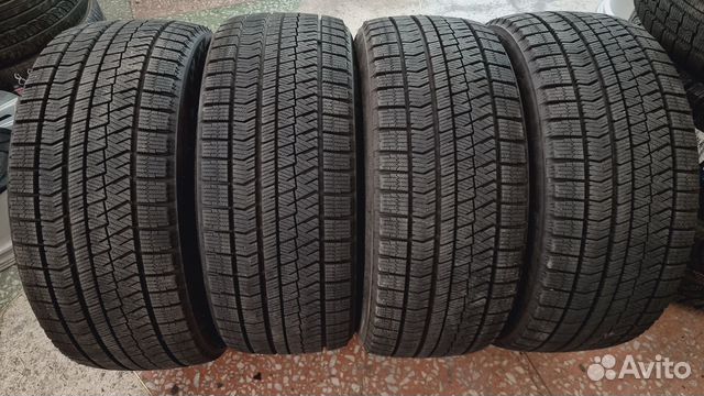 Bridgestone Blizzak VRX2 245/45 R18