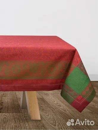 Скатерти льняная жаккардовая