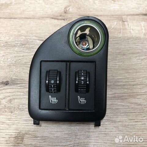 Кнопки подогрева сидений Peugeot 408