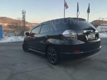 Honda Fit Shuttle 1.3 CVT, 2014, 96 000 км