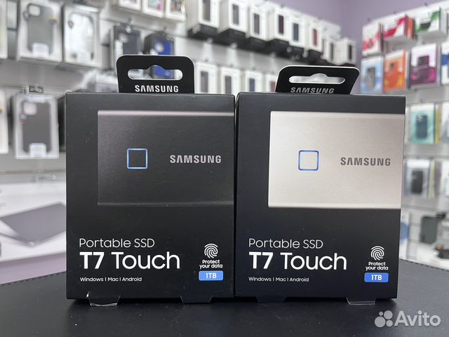 Портативный SSD Samsung T7 Touch USB 3.2 1Tb новый