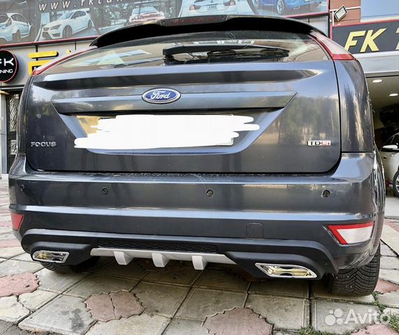 Накладка на задний бампер Ford Focus