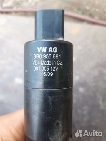 Моторчик омывателя фар Volkswagen touareg 2009г