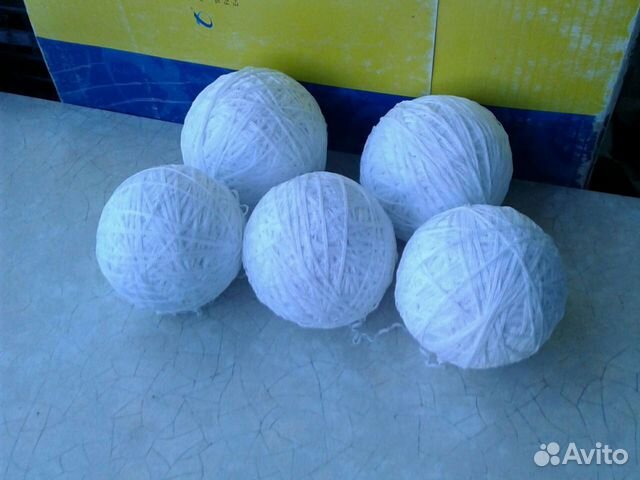 Белоснежные капроновые нитки