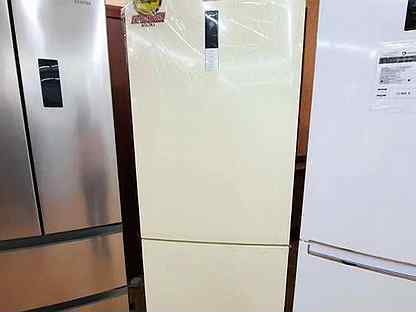 Холодильник полноразмерный с морозильником Ascoli