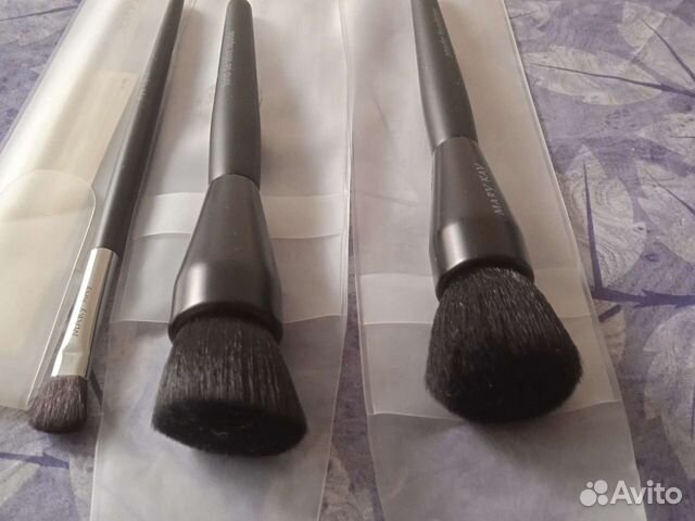 Кисти для макияжа натуральные Мару кау