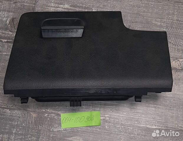 Крышка бардачка Фольксваген Тигуан