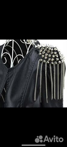 Эполеты с шипами и цепочками