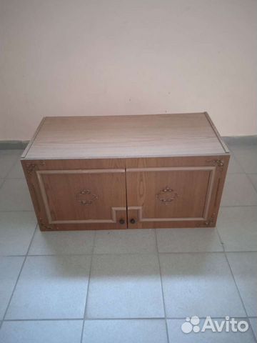 Шкаф-тумба с дверками для прихожей. (Б/у.)