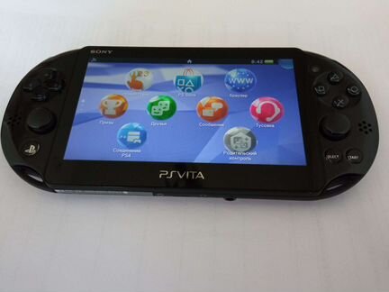 Портативная консоль Sony Vita