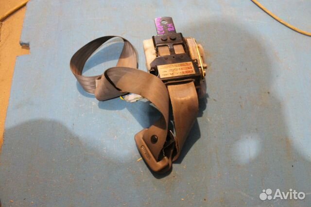 Ремень системы безопасности Nissan Serena C24 1999