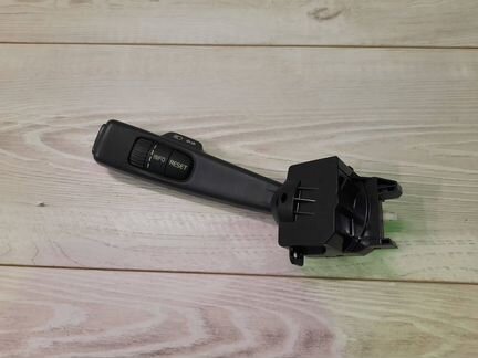 Подрулевой переключатель поворота Volvo