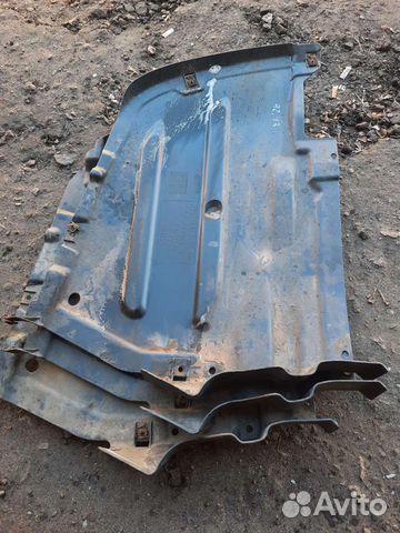 Пыльник днища бмв 3 Е92 Е93 Е90