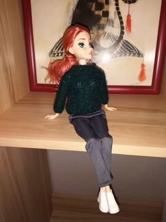 Вязаный свитер для куклы Барби (hand made)