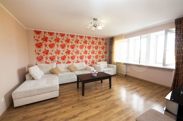 2-к. квартира, 54 м², 7/10 эт.