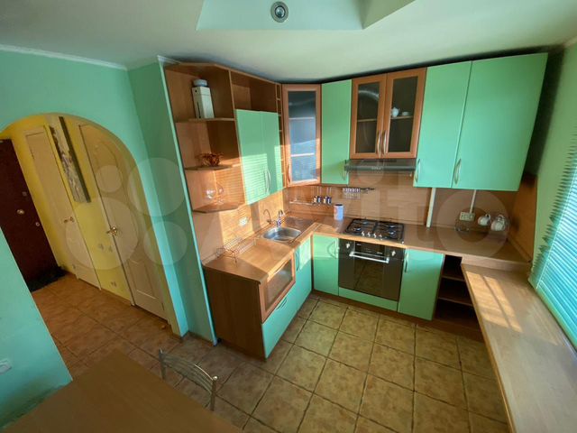 2-к. квартира, 56 м², 3/9 эт.