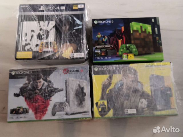 Игровые консоли ps4 pro и Xbox one