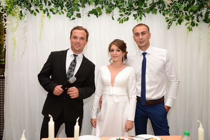 Ведущий на свадьбу, юбилей+тамада+ди-джей+пианист