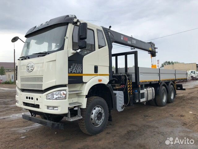 Бортовой грузовик FAW J6 CA3250 с КМУ Hyundai Everdigm, 2024