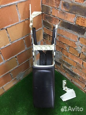 Подлокотник Audi A6 C6