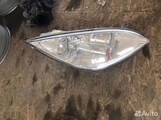 Фара правая Mitsubishi Colt 2004-2008