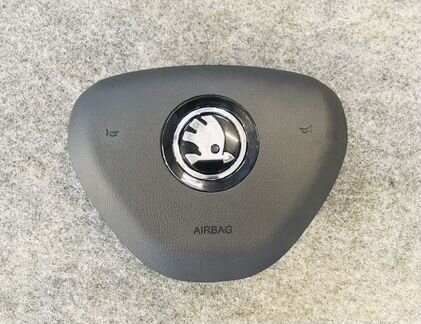 Подушка безопасности водителя муляж Skoda Octavia