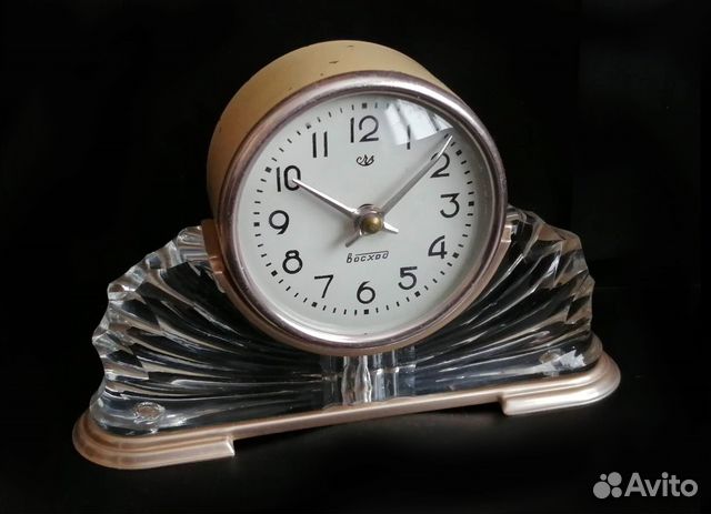 Винтажные настольные каминные часы СССР 1967 года