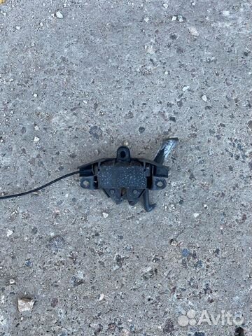 Замок капота Toyota Mark 2 110