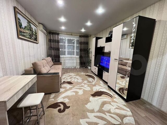 2-к. квартира, 52 м², 9/9 эт.