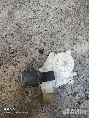 Моторчик стеклоподъемника правый Ford Mondeo 4