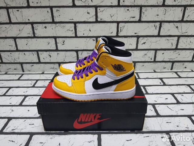 Nike Air Jordan 1 Mid Yellow