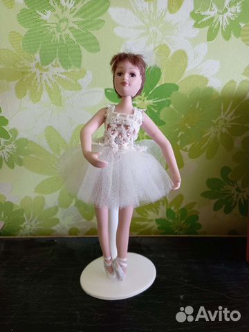 Кукла фарфоровая, балерина