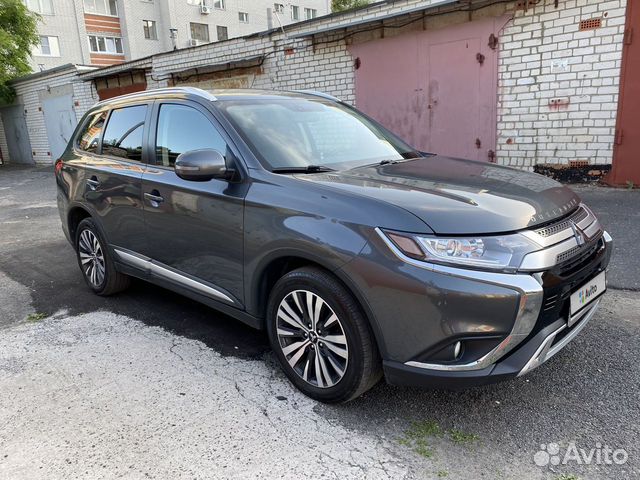 Mitsubishi Outlander 2.0 CVT, 2019, 128 000 км